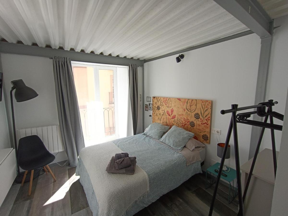 Estudio Con Encanto En Casco Antiguo De Burgos P2 Eksteriør billede